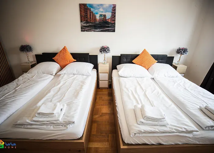 Barbat Home-ferienwohnung Im Holstenhofweg-1 *