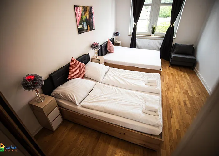 Barbat Home-ferienwohnung Im Holstenhofweg-1 * Hamburg-Harburg